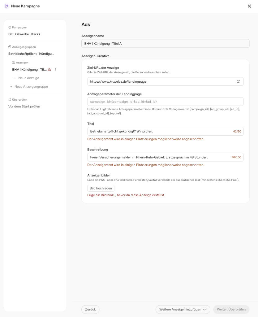 Anzeigenerstellung im ChatGPT Ads Manager: Titel mit Zähler 42 von 50 und darunter ein Warnhinweis, dass der Anzeigentext in einigen Platzierungen abgeschnitten werden kann
Die Anzeigenebene. Der Titel hat 42 von 50 Zeichen und wird trotzdem bereits als möglicherweise zu lang markiert. Screenshot aus dem deutschen Ads Manager, September 2026.